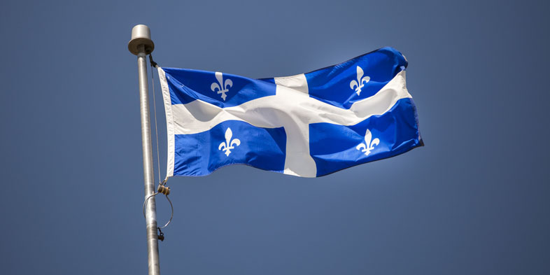 quebecflag.jpg